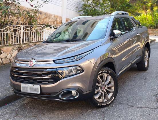 FIAT TORO 2.0 16V TURBO DIESEL RANCH 4WD AT9 FIAT TORO 2.0 16V TURBO DIESEL RANCH 4WD AT9
